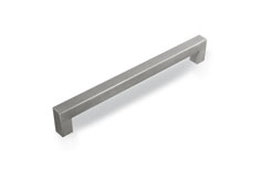 maniglia 3110 MANIGLIA 3110, maniglie di design. Mital produttore di maniglie: maniglia in acciaio inox aisi 304, completa di viti m4 x 25.